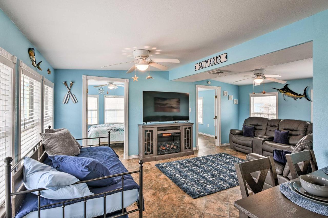 Surfside Beach Gem with Deck - 1 Block to Shore Freeport Exterior foto