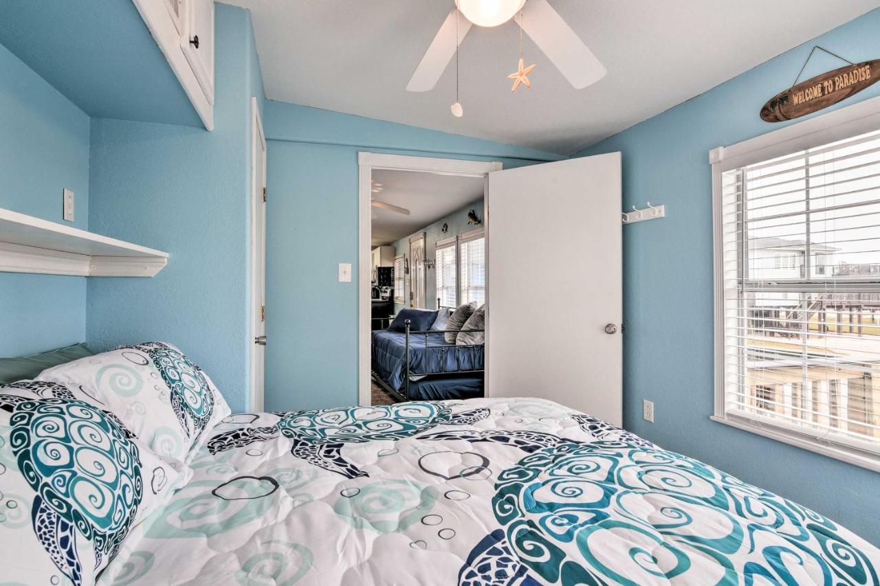 Surfside Beach Gem with Deck - 1 Block to Shore Freeport Exterior foto