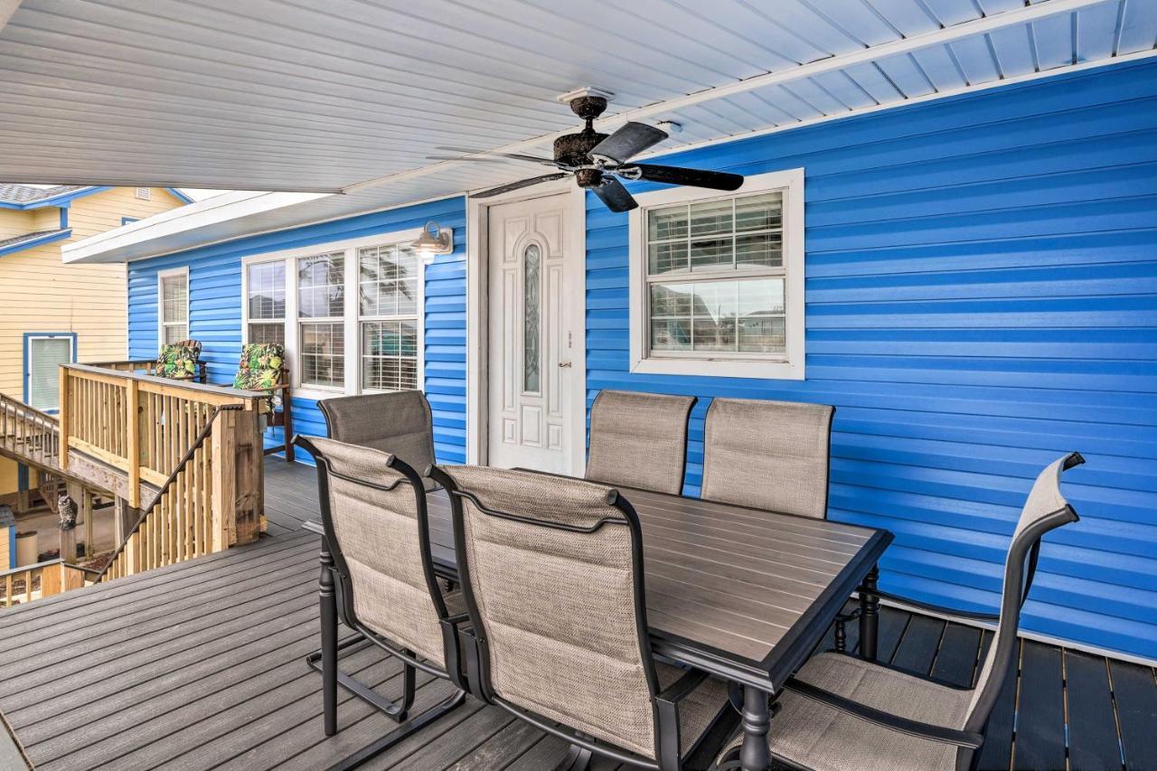 Surfside Beach Gem with Deck - 1 Block to Shore Freeport Exterior foto